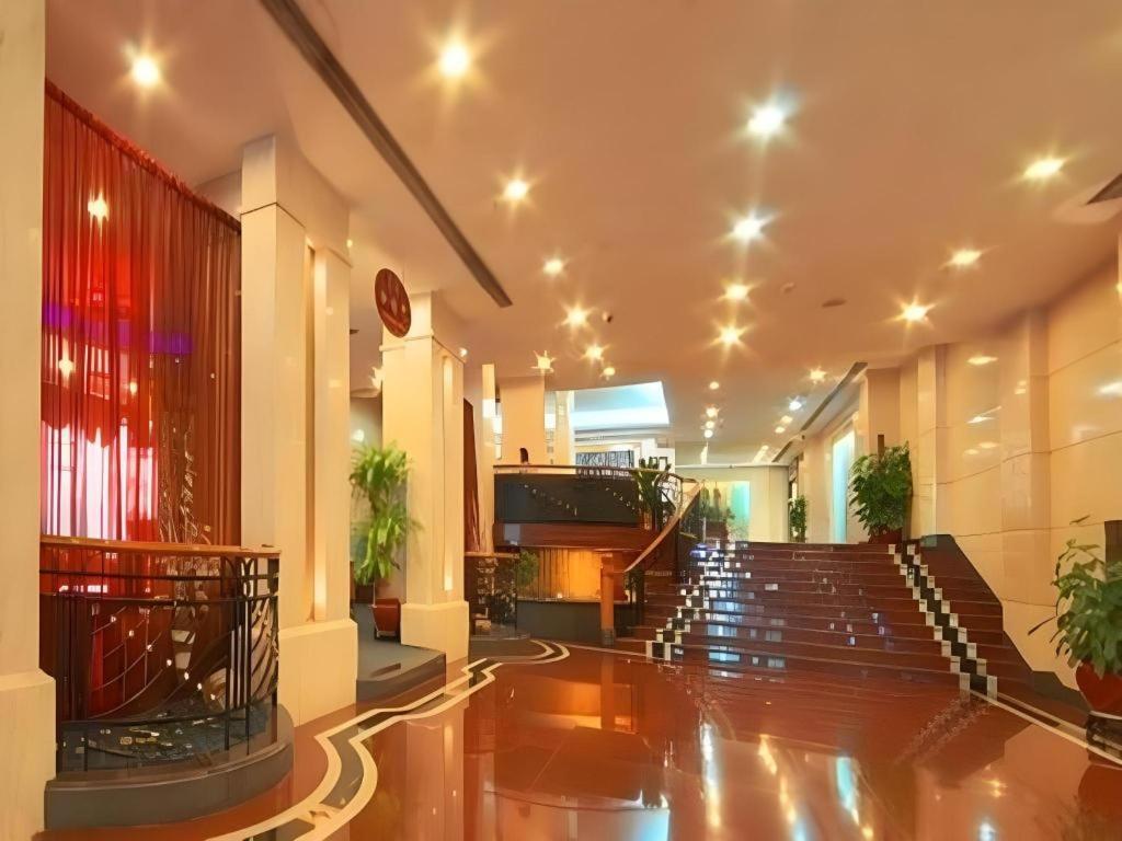 Friendship Hotel Shenzhen Buitenkant foto