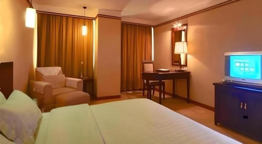 Friendship Hotel Shenzhen Buitenkant foto