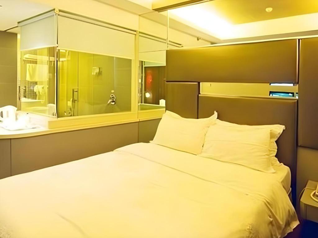 Friendship Hotel Shenzhen Buitenkant foto